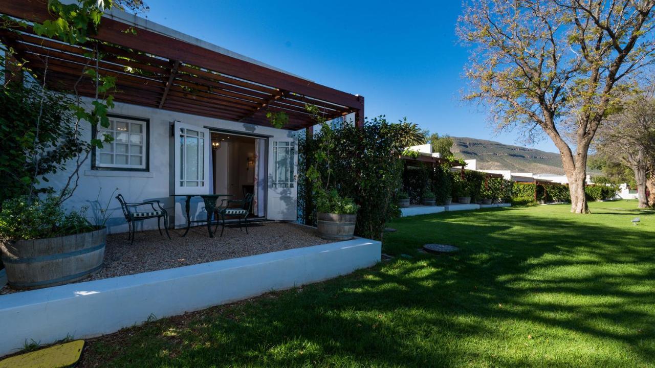 Drostdy Hotel Graaff-Reinet Exterior foto The Vineyard Hotel