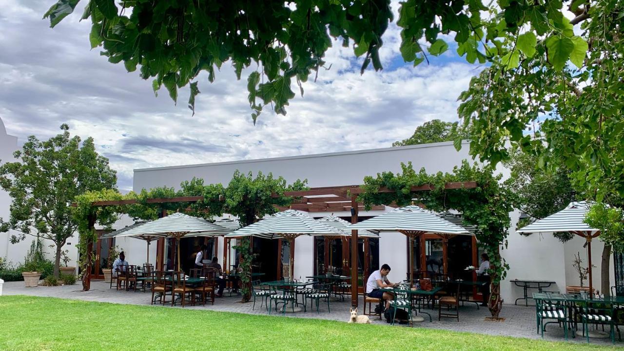 Drostdy Hotel Graaff-Reinet Exterior foto The café at the National Gallery, London