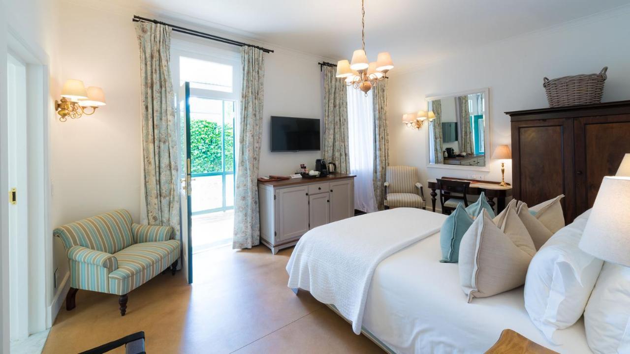 Drostdy Hotel Graaff-Reinet Exterior foto A room at the Cape Heritage